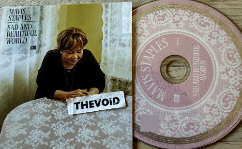 Mavis_Staples-Sad_And_Beautiful_World-CD-FLAC-2025-THEVOiD.jpg