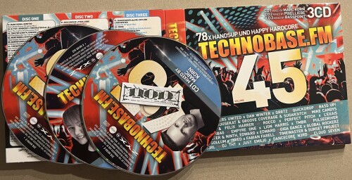 VA-Technobase.FM_Volume_45-3CD-FLAC-2026-MOD.jpg