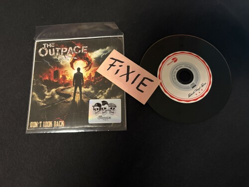 The_Outpace-Dont_Look_Back-CD-FLAC-2026-FiXIE.jpg